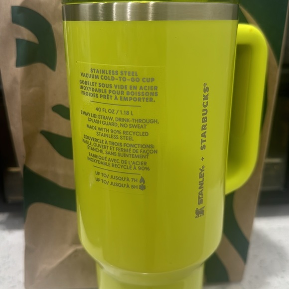 Stanley x Starbucks 40oz Quencher Summer Edition Lime Green - Picture 2 of 3
